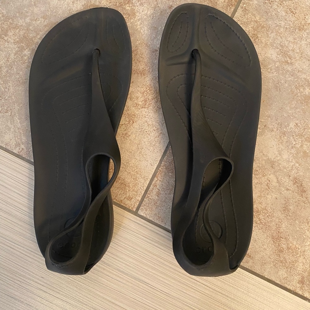 Black Croc Sandals
